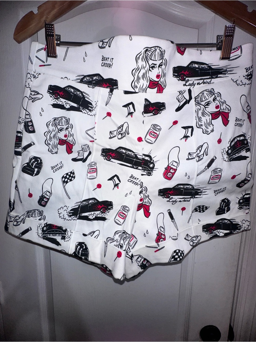 NEW WT Traci Lords Couture for Every Body XL Pin Up Shorts White/ Black Cartoon